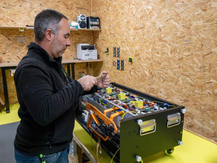 Système de stockage d'énergie par batteries lithium Tours